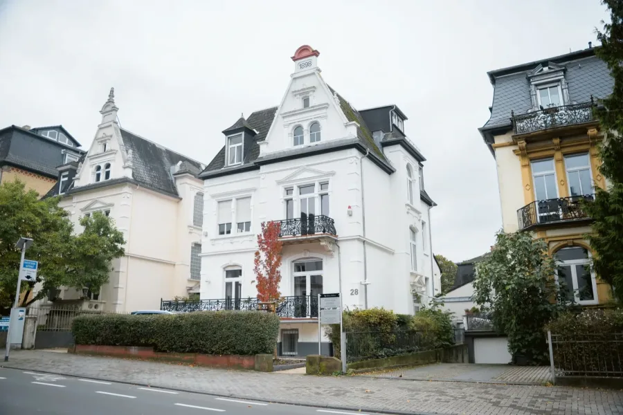 Clinica Bellarte – Gebäude in Bad Nauheim